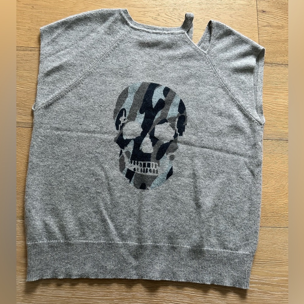 360 Cashmere Heather Gray Sweater